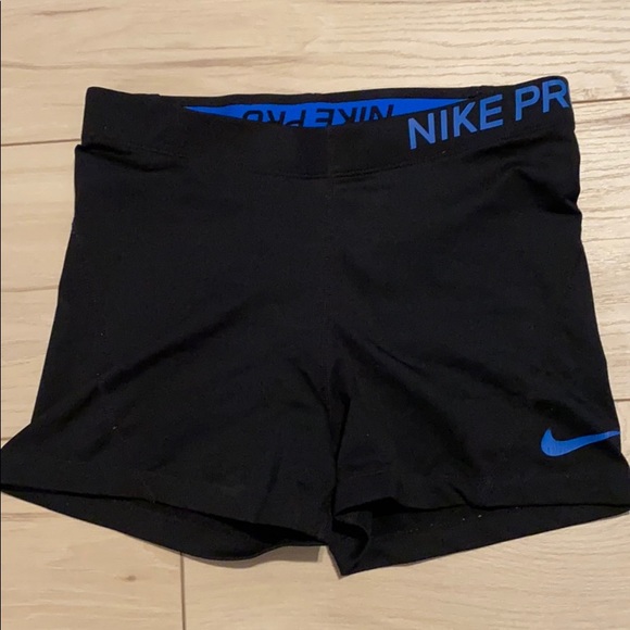 Nike Pants - Nike pro shorts